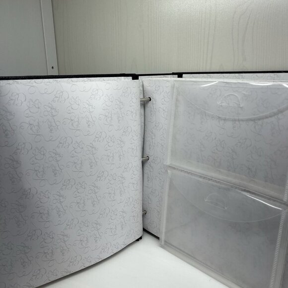 Disney Minnie Mouse The Main Attraction Collector Book Binder only NO pins - Picture 13 of 16